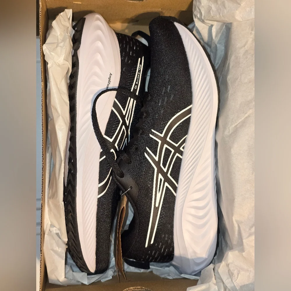 ASICS Gel-Excite 10 Women’s Running Shoes – Black/White Size 7 New in Box - Picture 3 of 8